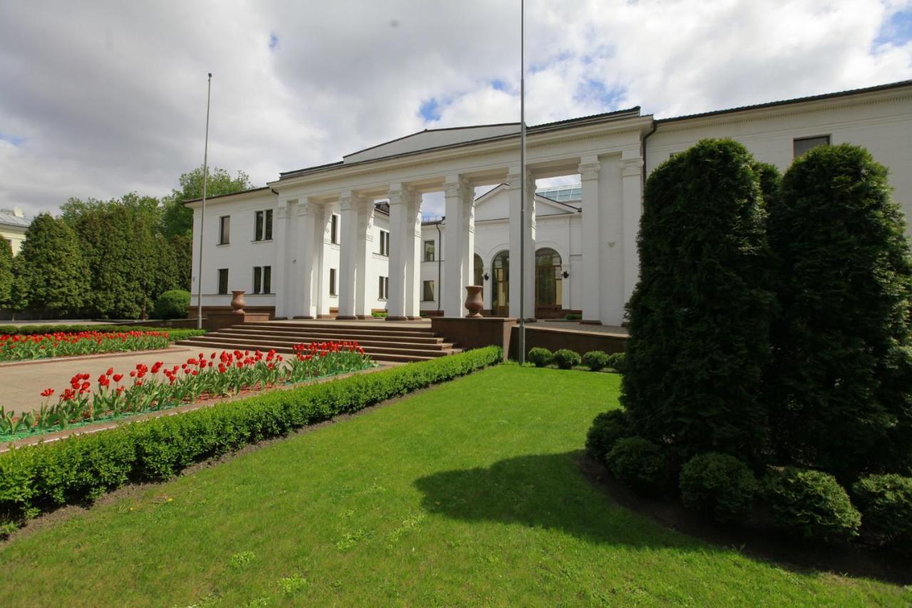 Vip Apartments Dipservice Hall Minsk Exterior foto
